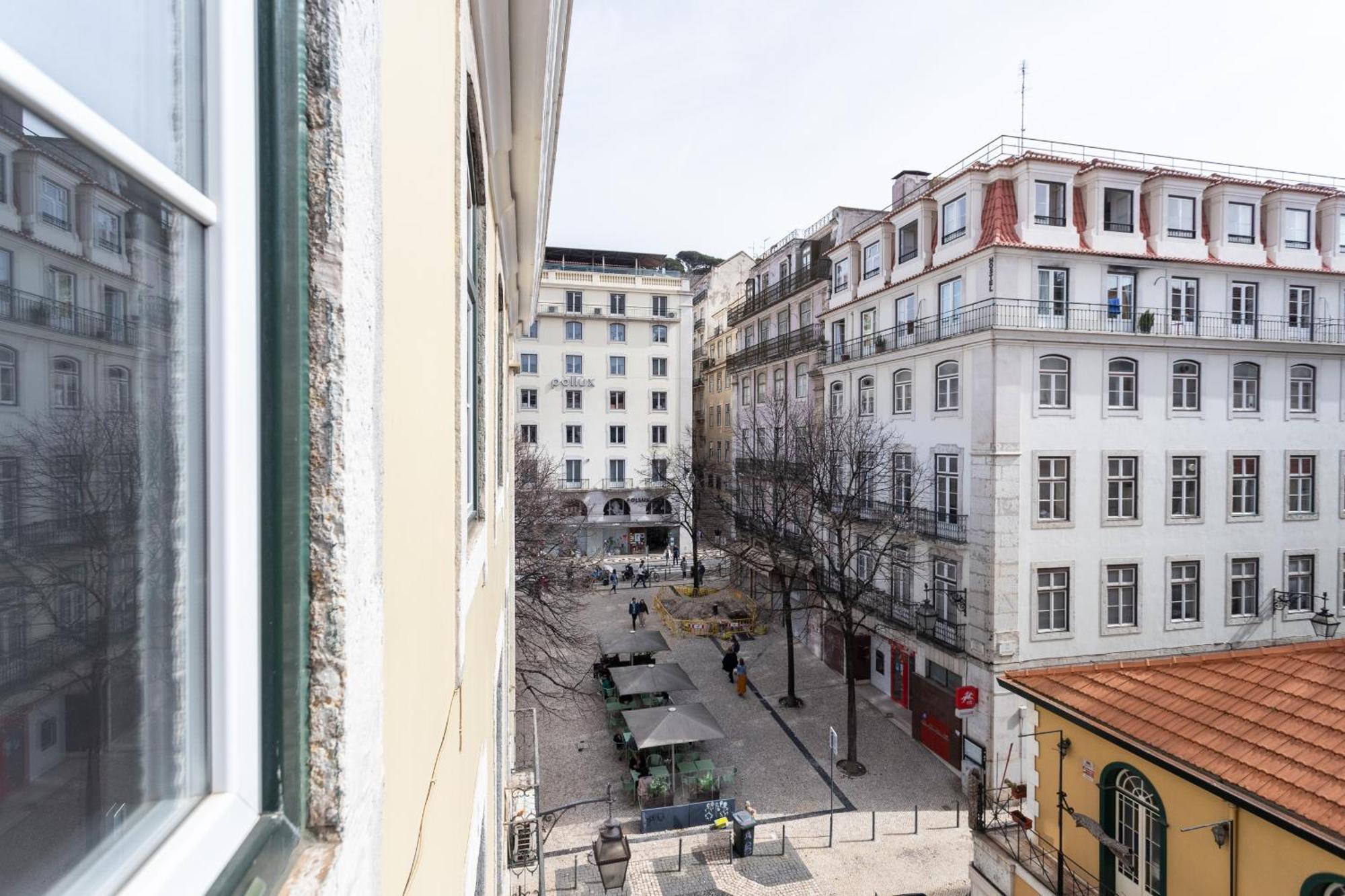 Апартаменты Santa Justa 24 Lisbon Downtown Номер фото